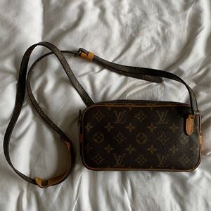 Louis Vuitton Marly Pochette